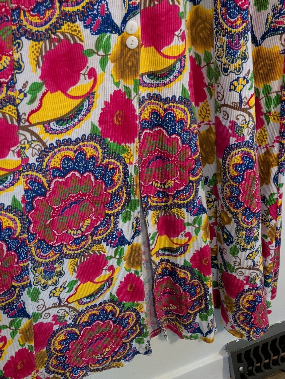 VINTAGE multicolour floral maxi dress - size medium - Picture 6 of 9